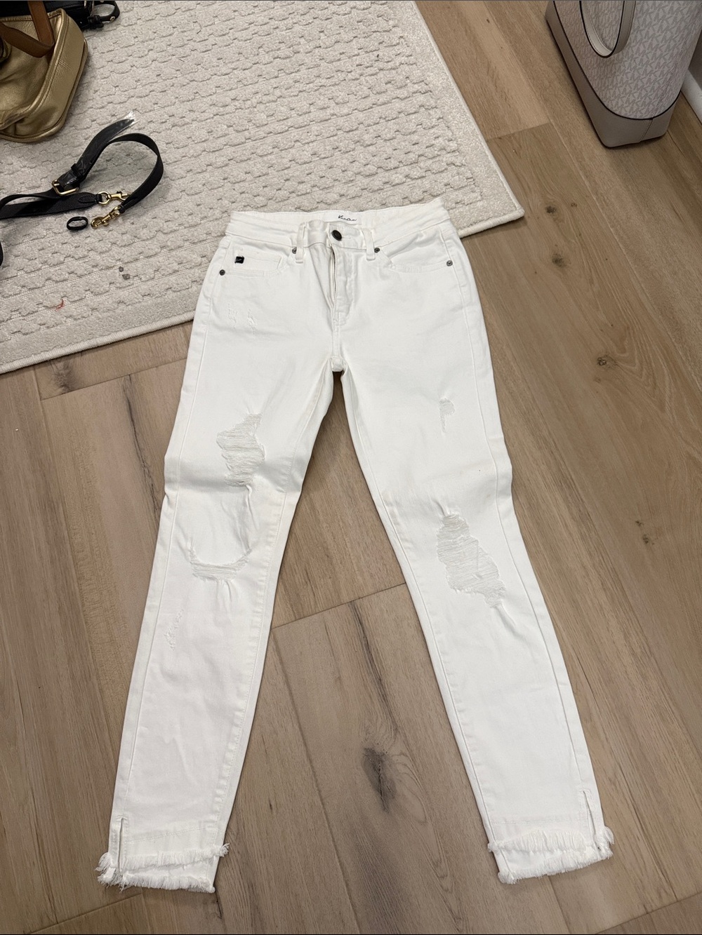 KanCan White Distressed High-Rise Jeggings